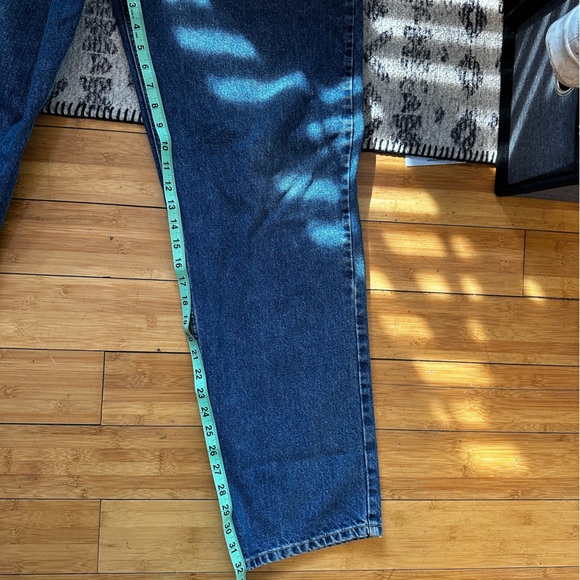 Tommy Hilfiger Mens
Freedom Jeans Tag Size 34 x 32 Made in USA Vintage
90s - Picture 10 of 12